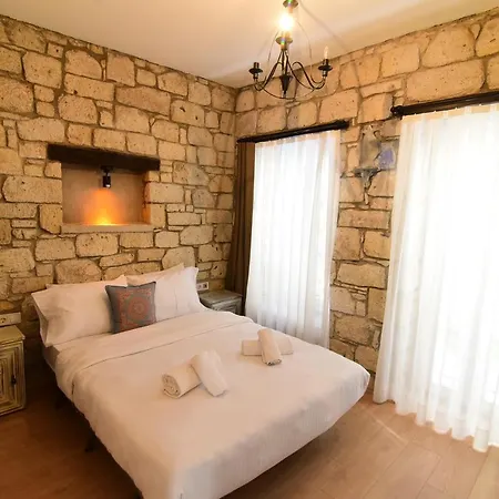 Mastik Koyici * Çeşme