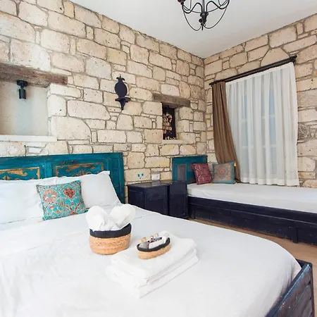 Mastik Koyici Çeşme